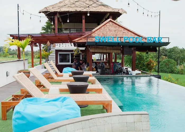 ホステル Swell Hotel, Pool Bar & Restaurant